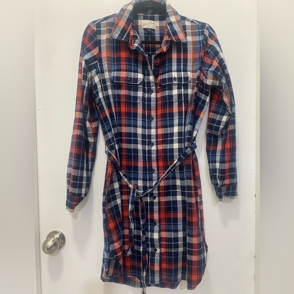 Universal Thread Blue Plaid Buttoned Down Shirt D… - image 1